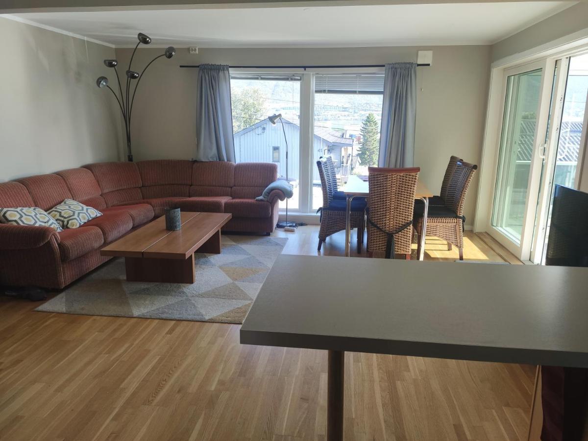 Feelhome Apartment 4- Bedroms Njords Veg Tromsø Dış mekan fotoğraf